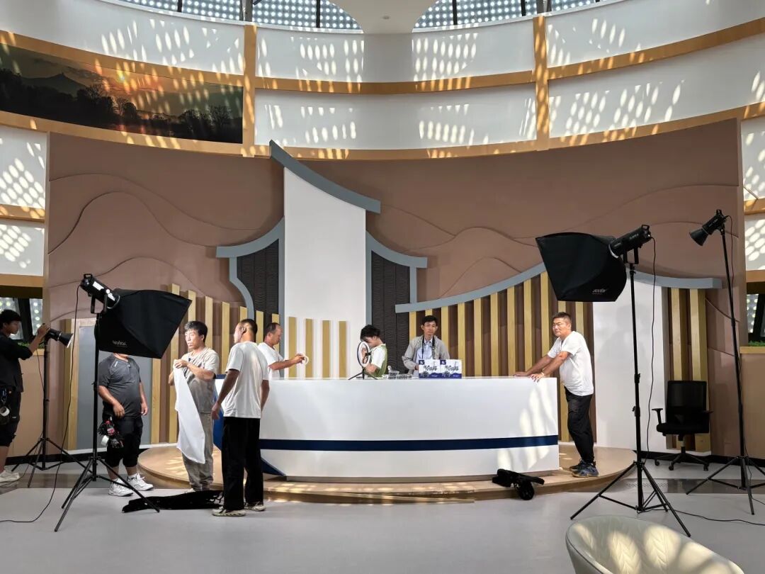 电影《越过山丘》取景独秀山，剧组人员体验诗意风光(图17)