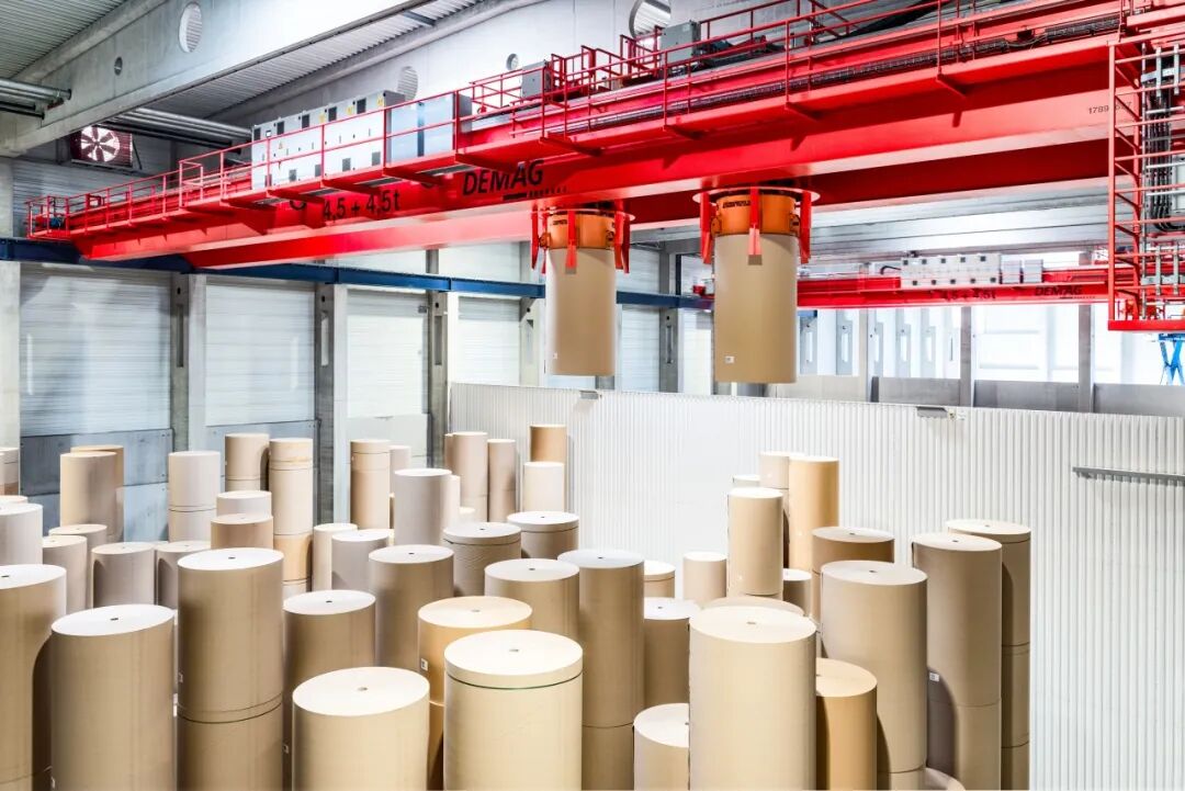 高效和智能，德马格全自动起重机纸业仓储管理应用