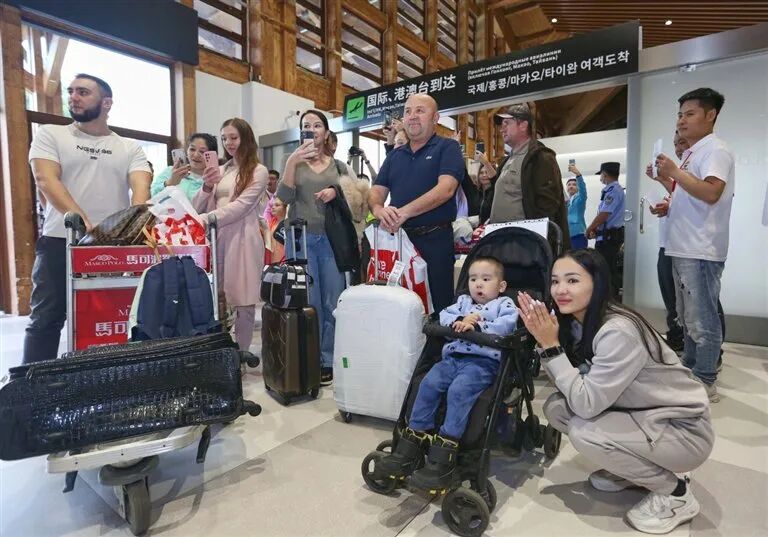 China Visa-Free Entry ： Regional Rules for 6, 15, or 30-Day Stays