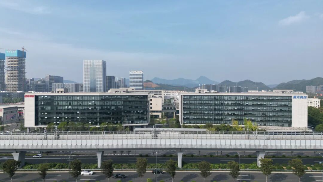 驚濤之中謀遠(yuǎn)略，雙循環(huán)中開新局