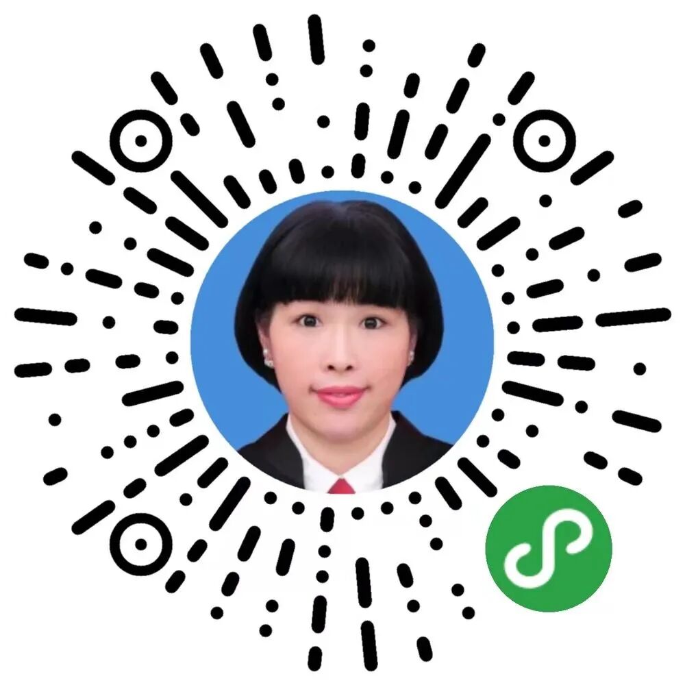 为防“开门杀”车主给车位加护栏