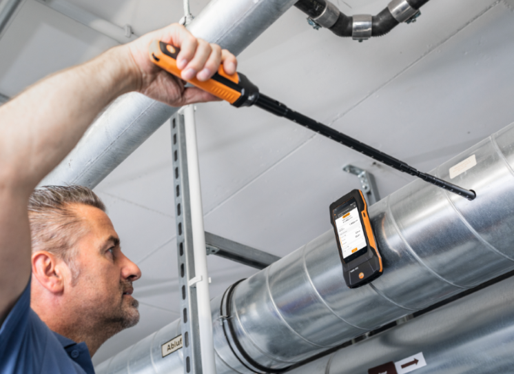 购 testo 400 PMV/PPD IAQ 套装，加赠专业测量三脚支架
