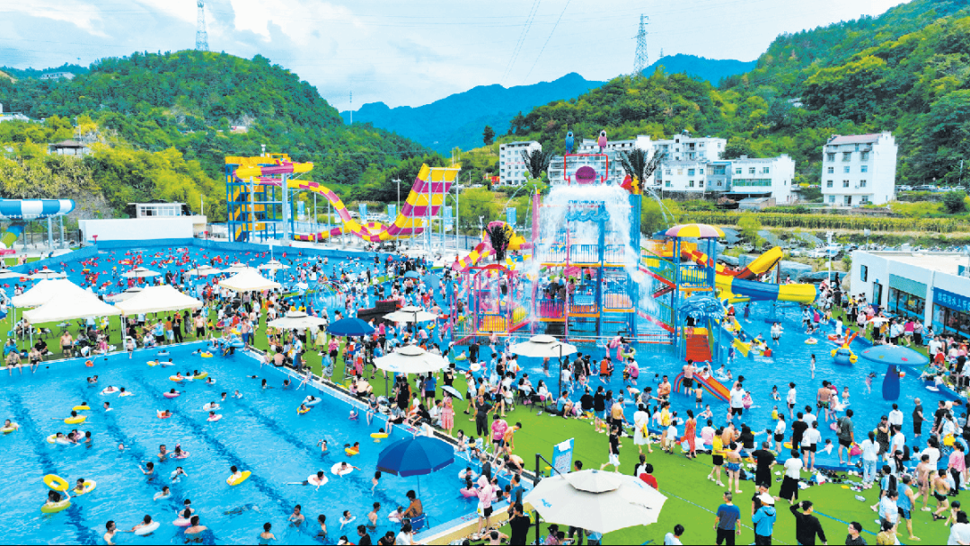 竹山县桃花湾水上乐园 (15).jpg