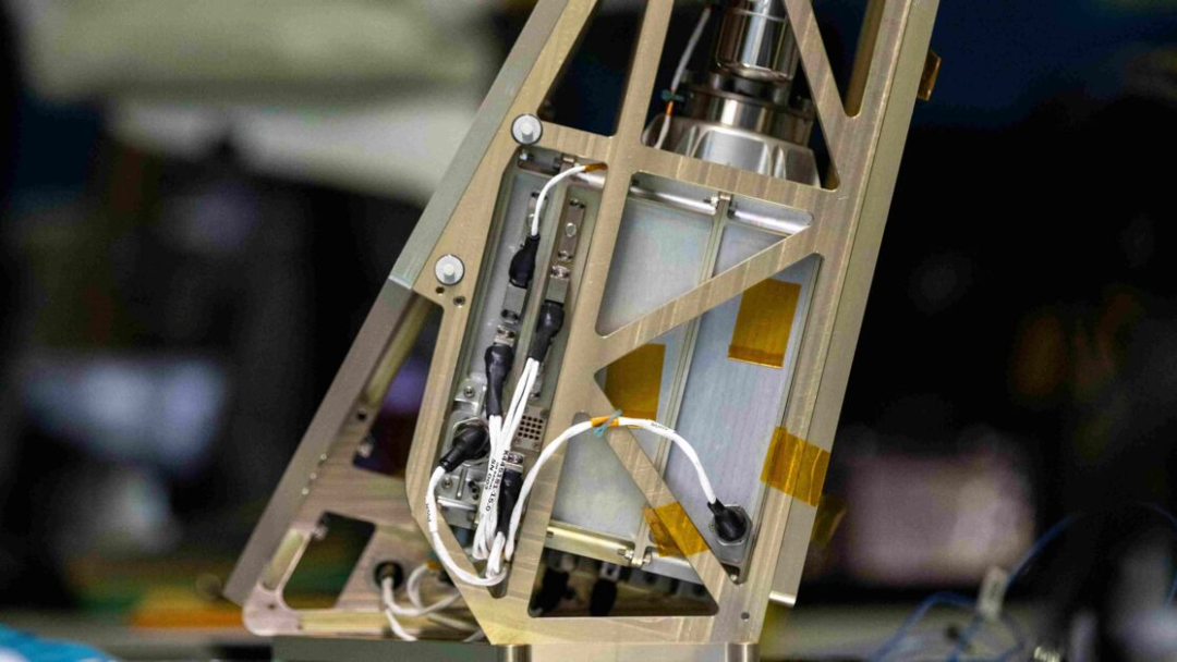 INFICON質譜儀成功登月，商用設備助力人類探索“生命之源”