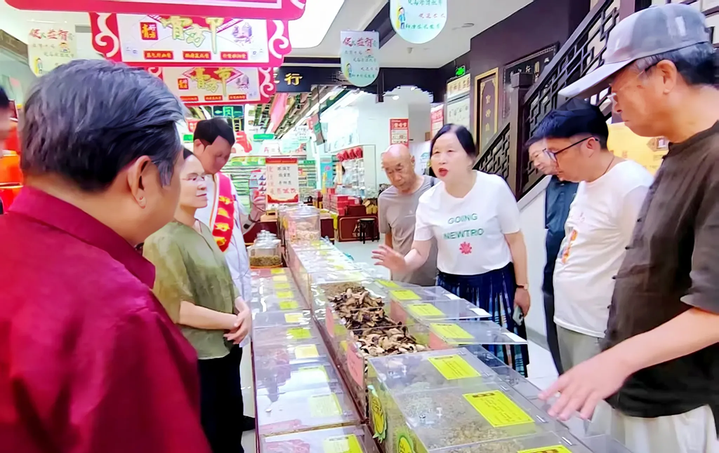 神鹿医疗垫怎么睡洛阳医协会理事深入宝神鹿名医堂调研 共探基层医疗发展新路径_https://www.jmylbn.com_新闻资讯_第5张