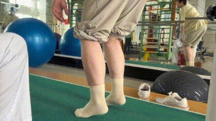 04d89813751a1d5d09536e75db4864c6.gif