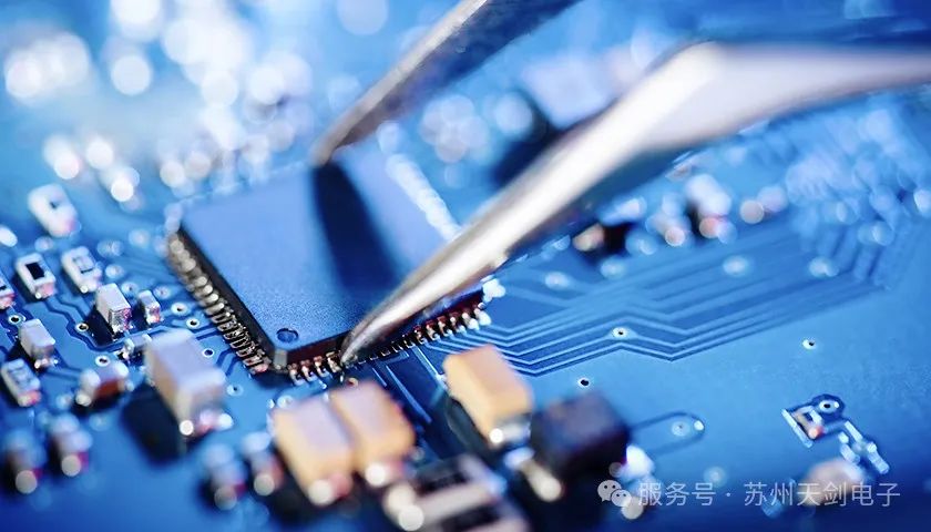 中国半导体如何突围：坚持开放，发挥市场优势|界面新闻 · 科技