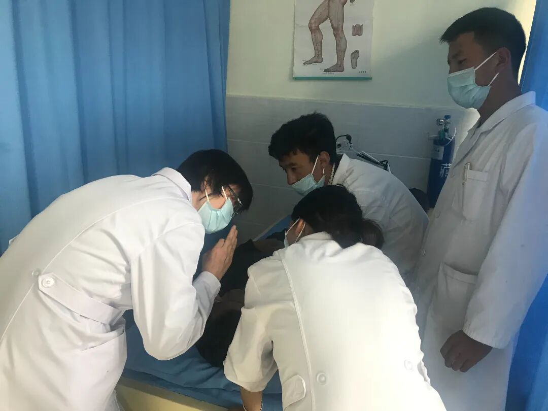 2019年7月26日针灸带教.jpg