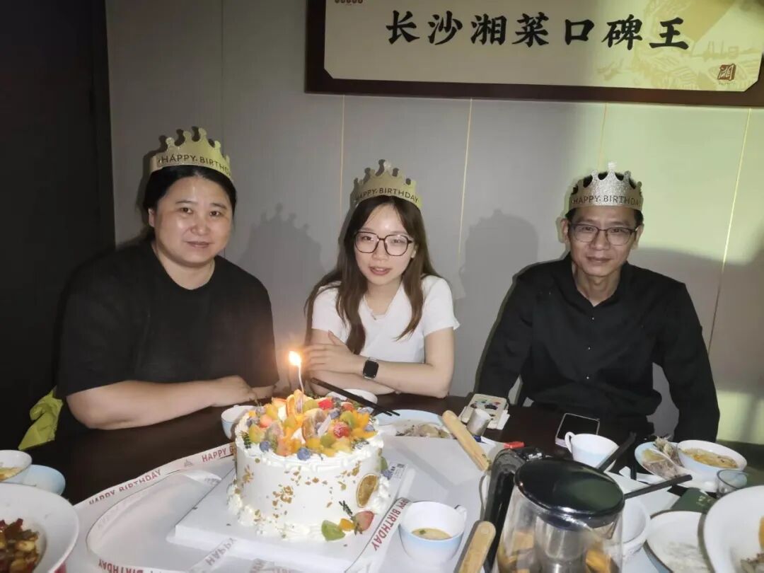 a850aae06782b65d27171a528d7bd404.jpg
