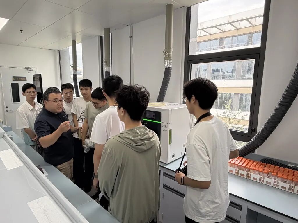 致知穷理，笃行不怠 | 清华学子亲历“等离子体质谱国产化征途