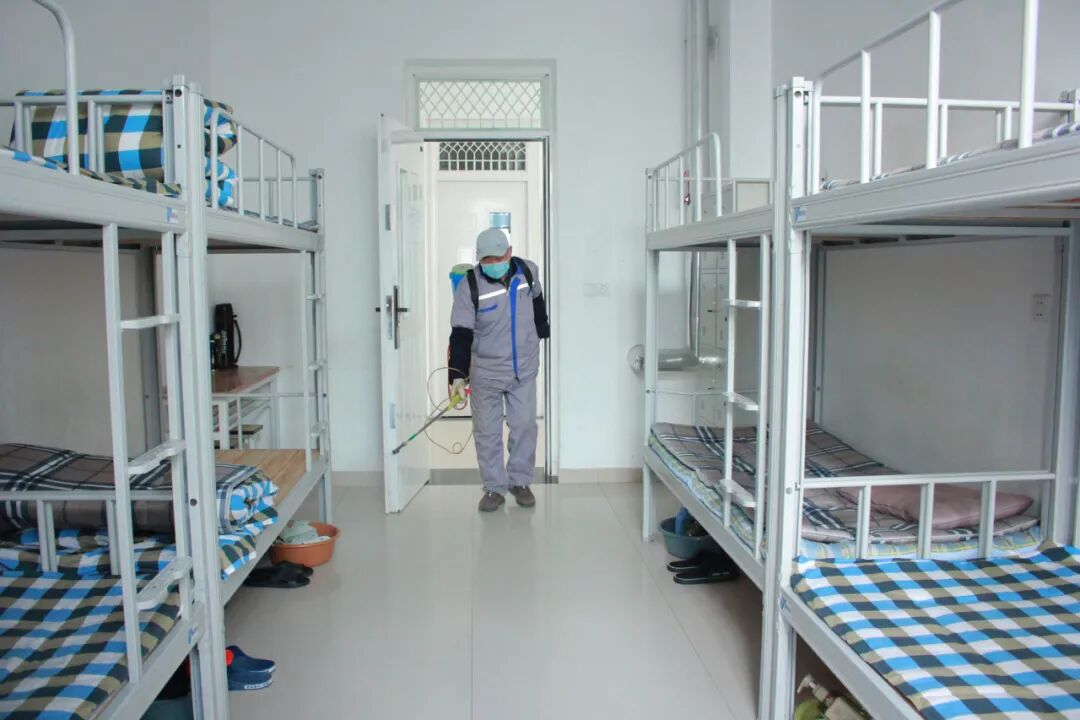 山东运河技工学校全面开展流感消杀，筑牢校园健康防线(图9)