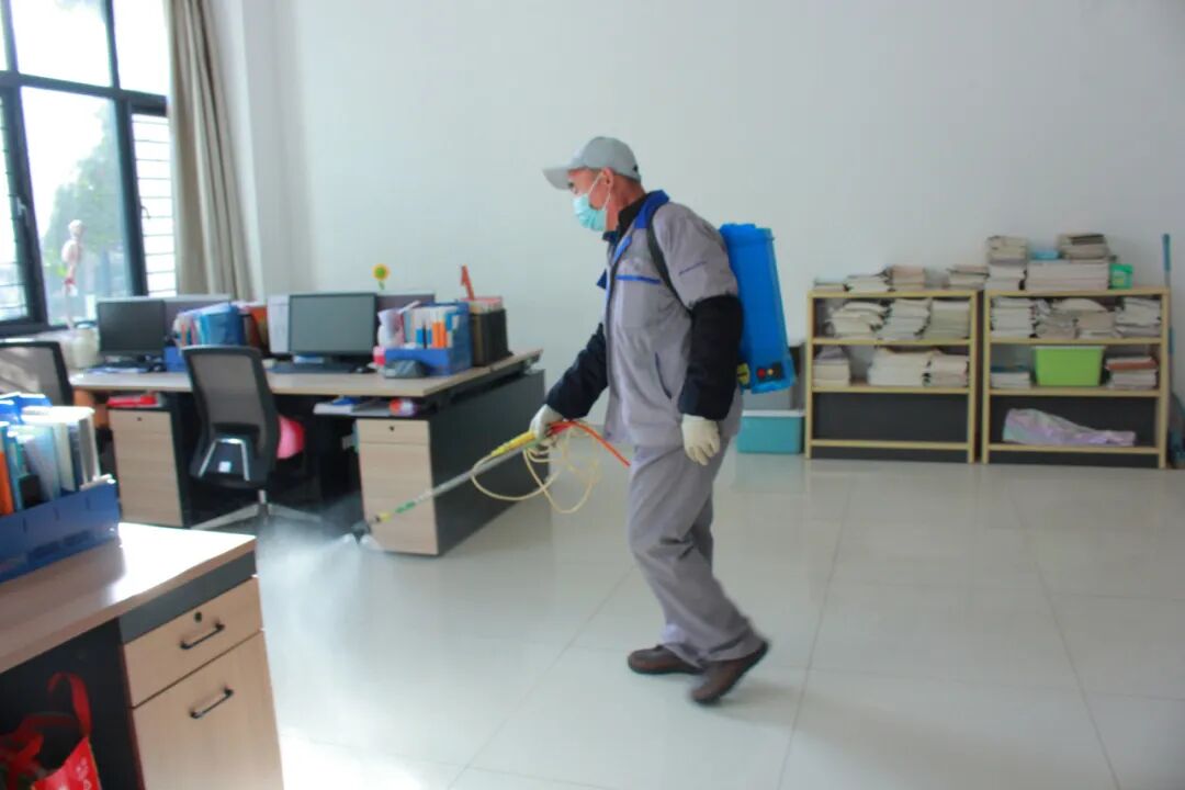 山东运河技工学校全面开展流感消杀，筑牢校园健康防线(图16)