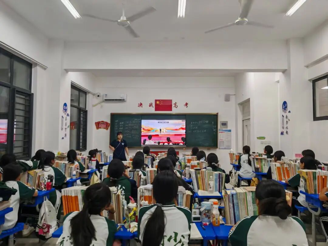 【启航新学期 聚力向未来】山东运河技工学校开展开学第一课暨收心训练(图18)