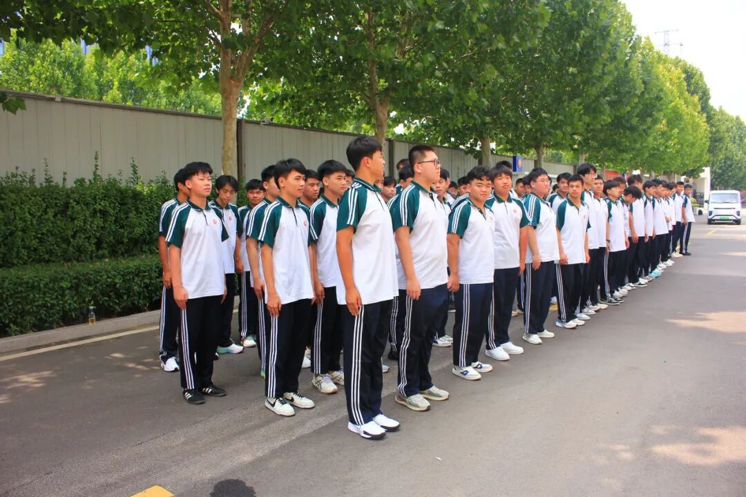 【启航新学期 聚力向未来】山东运河技工学校开展开学第一课暨收心训练(图29)