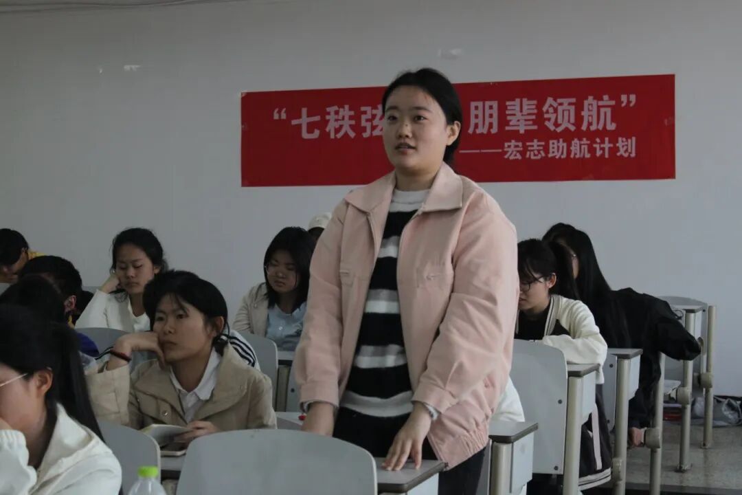 翻译学院活动照片1.jpg