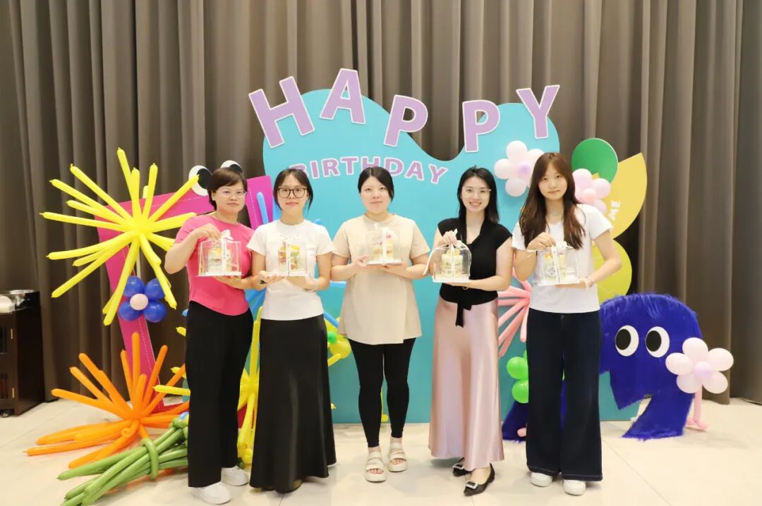 “品味生活 焙感幸?！盌IY蛋糕丨集團(tuán)第二季度員工生日會(huì)(圖25)