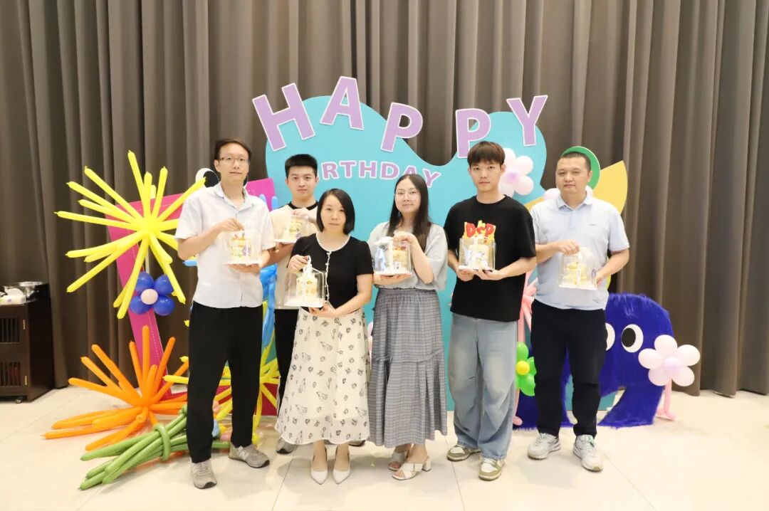 “品味生活 焙感幸?！盌IY蛋糕丨集團(tuán)第二季度員工生日會(huì)(圖22)