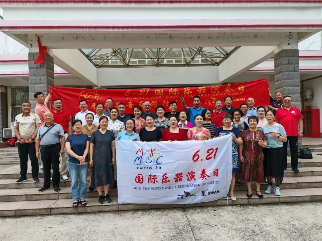 2ff2fc7b8330aee03ebc0666fa45319.jpg