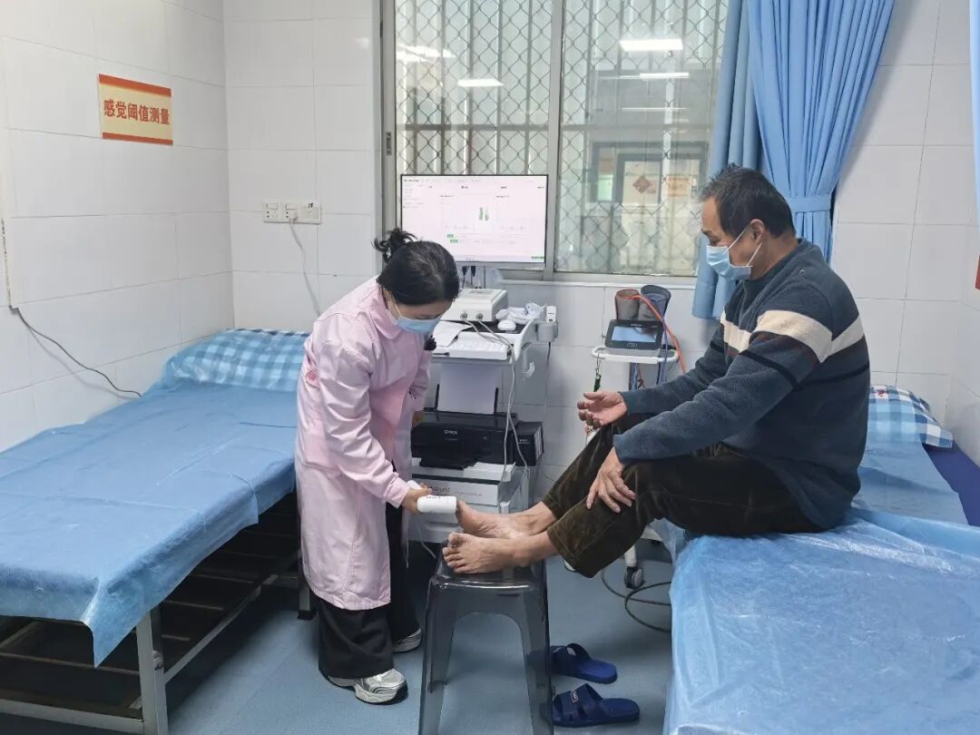为什么糖尿病不能震动重磅福利！ 我县首台“数字震动感觉阈值检测仪”落户我院，让糖尿病神经病变无处遁形_https://www.jmylbn.com_新闻资讯_第10张