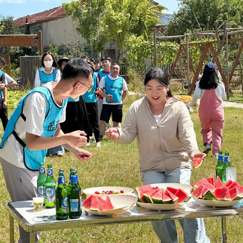 英国上市公司365集团十二周年庆暨户外团建活动圆满举行