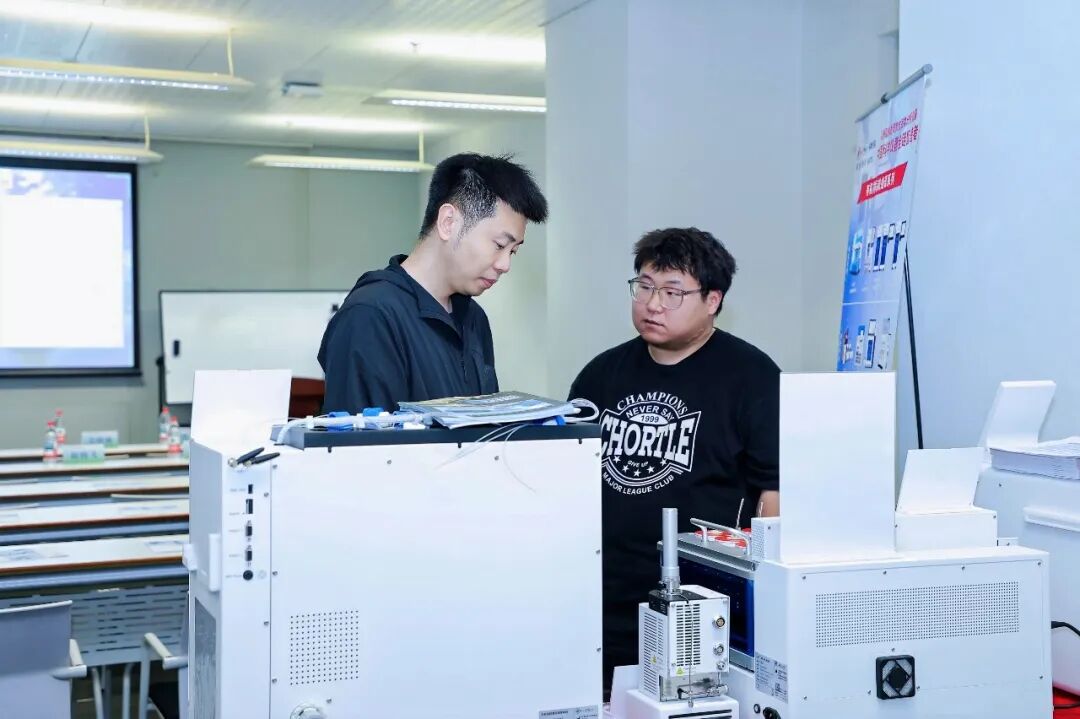 3377官网受邀参加第二十届全国环境博士生学术会议 —— 以自动化前处理技术赋能新污染物检测