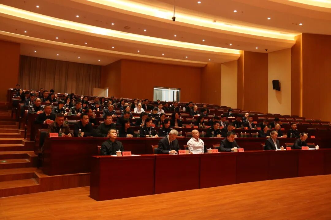 漳州市行政服务中心召开落实全面从严治党主体责任谈话暨2026年春节节前警示教育会