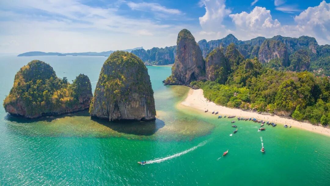 Thailand Autumn Travel Guide 2026 ： Weather, Festivals & Deals