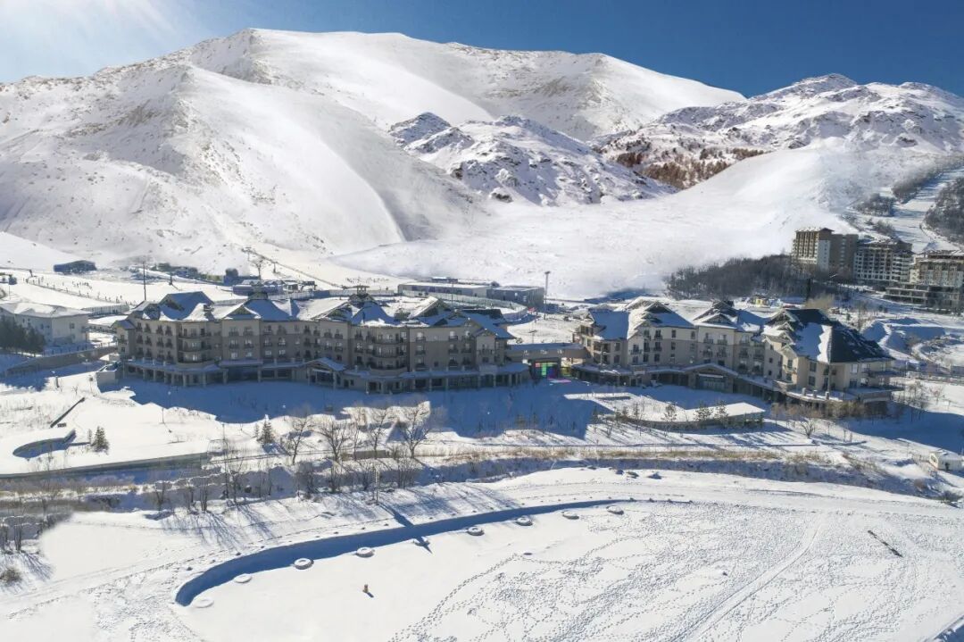 7 All-Inclusive Club Med Ski Resorts in China and Japan for Winter