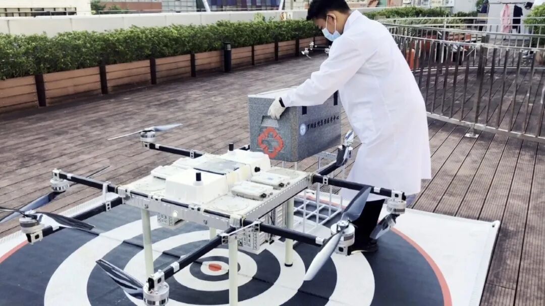 顺丰无人机&罗湖人民医院集团样本常态化运输.MOV_snapshot_00.37_[2022.06.23_10.41.12].jpg