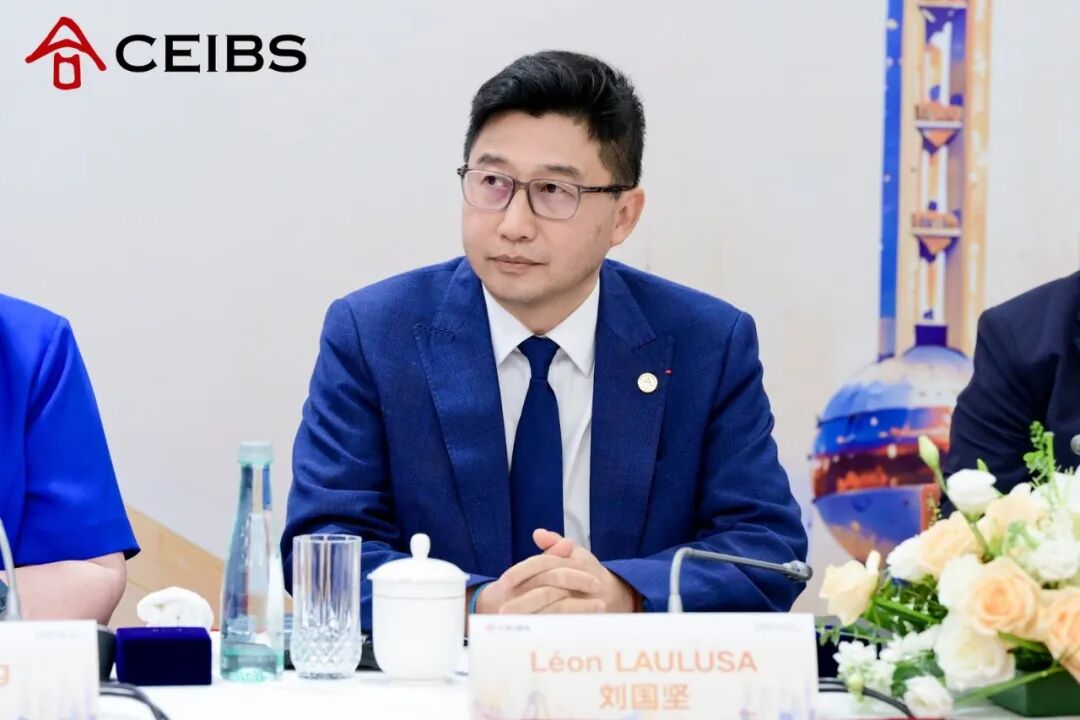 CEIBS Installs Prof。 Léon Laulusa as Vice President & Dean on Shanghai Campus