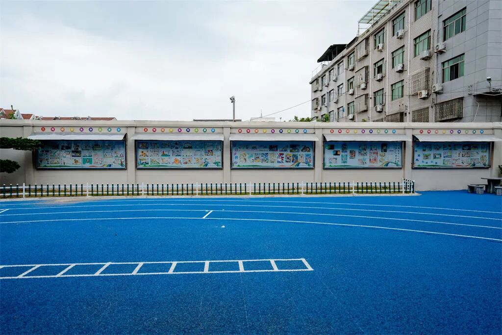 操场2.jpg