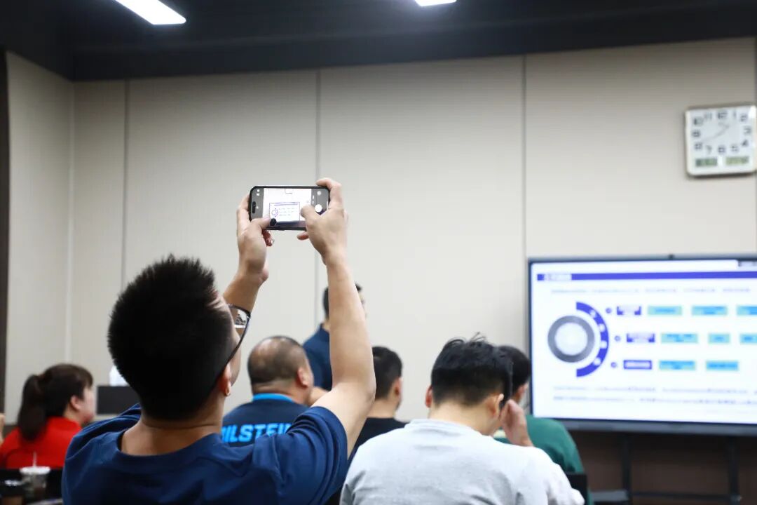 微信图片_20251015193933_816_69.jpg