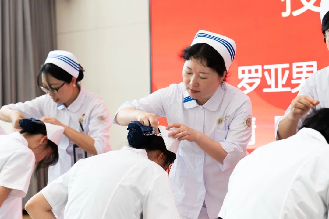 授帽.jpg