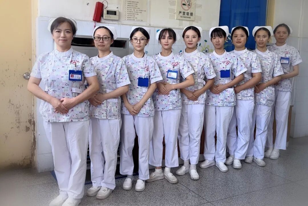 光疗箱报警怎么处理守护初生“晴空”——岳阳市长炼医院儿科开展新生儿黄疸护理业务查房_https://www.jmylbn.com_新闻资讯_第48张