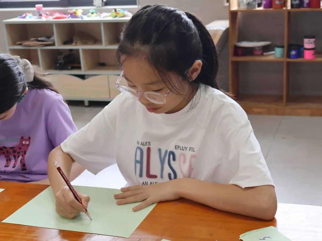 IMG_9205_batch_9_1754461386899(1)