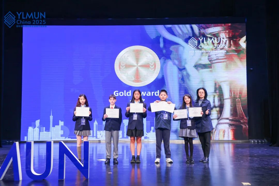 4cae13bb318ae5a10b32e062ace74af4