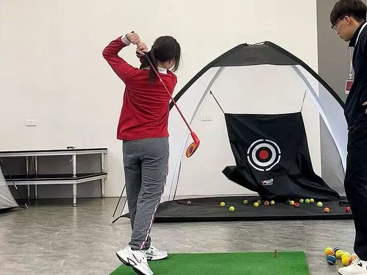 81fa4271cc8778aec7ee1e934658bc1b