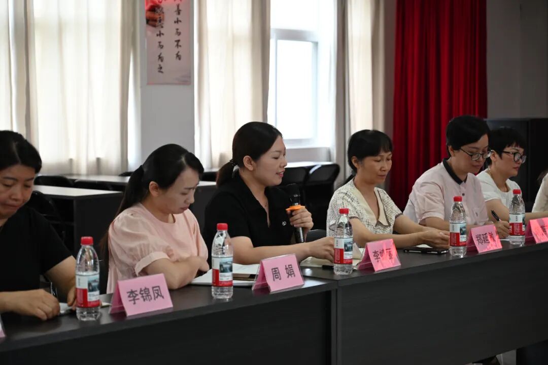 深融合促发展携手共进谱新篇——南一院与南二院护理融合双派周年座谈会顺利召开