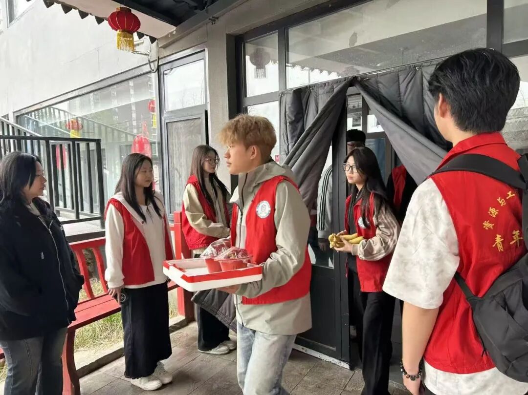 【5·益行动】保定理工学院社会公益日纪实：看保理青年“益”起发光