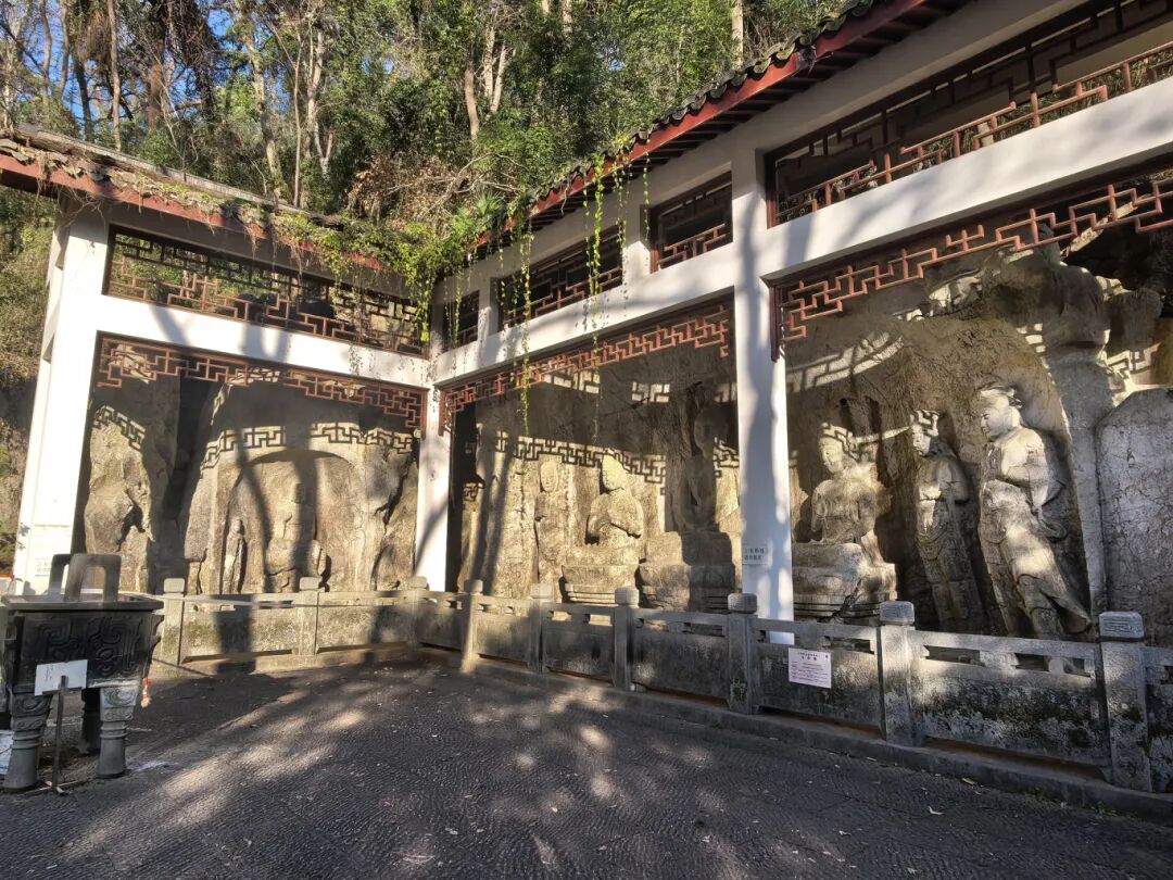 慈云岭造像.jpg