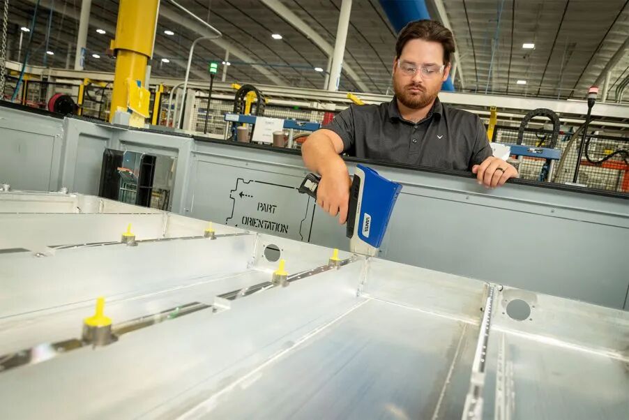 使用便攜式XRF分析儀分析鋁制部件的涂層厚度