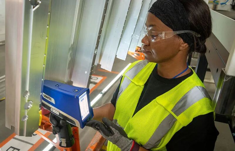 使用手持式XRF分析儀進(jìn)行涂層分析