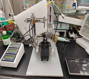 兰格注射泵在脑立体定位仪中的应用方案