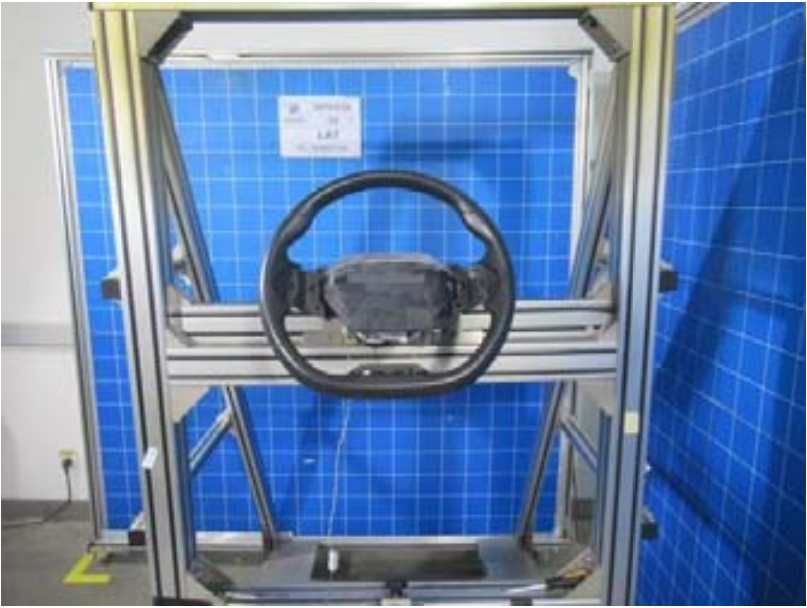 汽车安全气囊塑料罩盖点爆仿真材料卡片准确性提升研究的图15