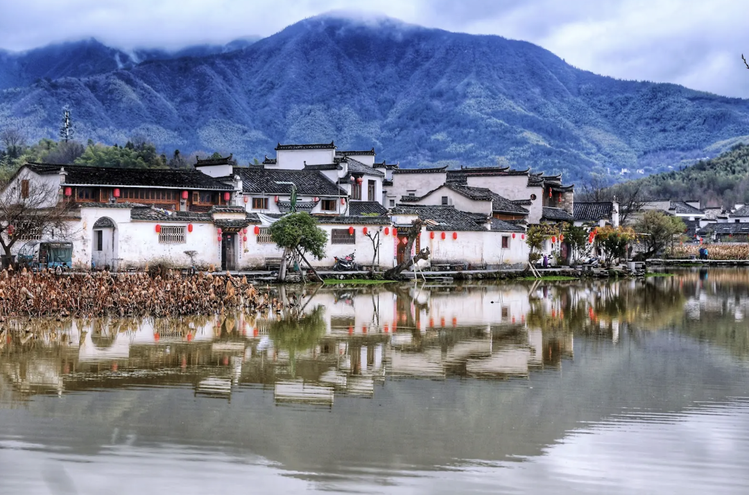 Explore 10 Ancient Chinese Towns with Living History & Culture