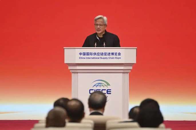 “合作是唯一选项”黄仁勋上海之行释放的AI信号