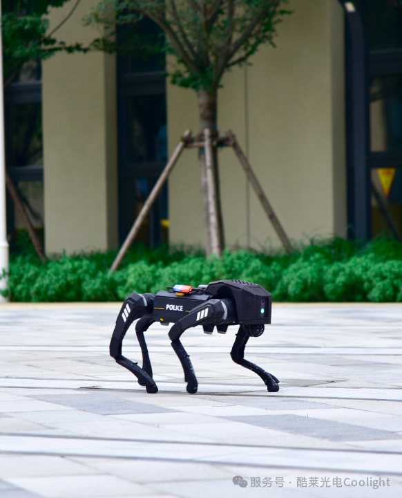 酷莱光电丨机器警犬上线